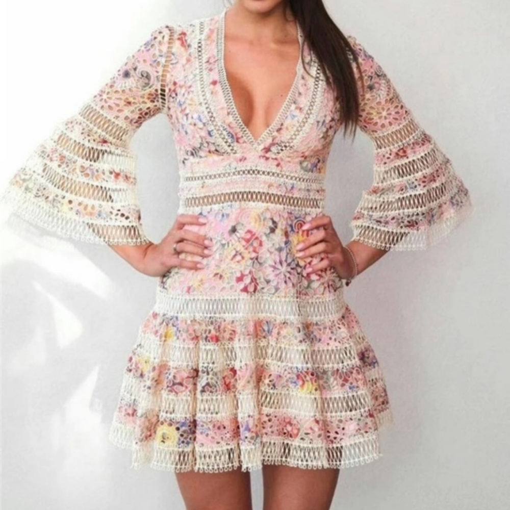 😱LAST 1😱NWOT DROP WAIST FLORAL LACE DRESS - Picture 2 of 6